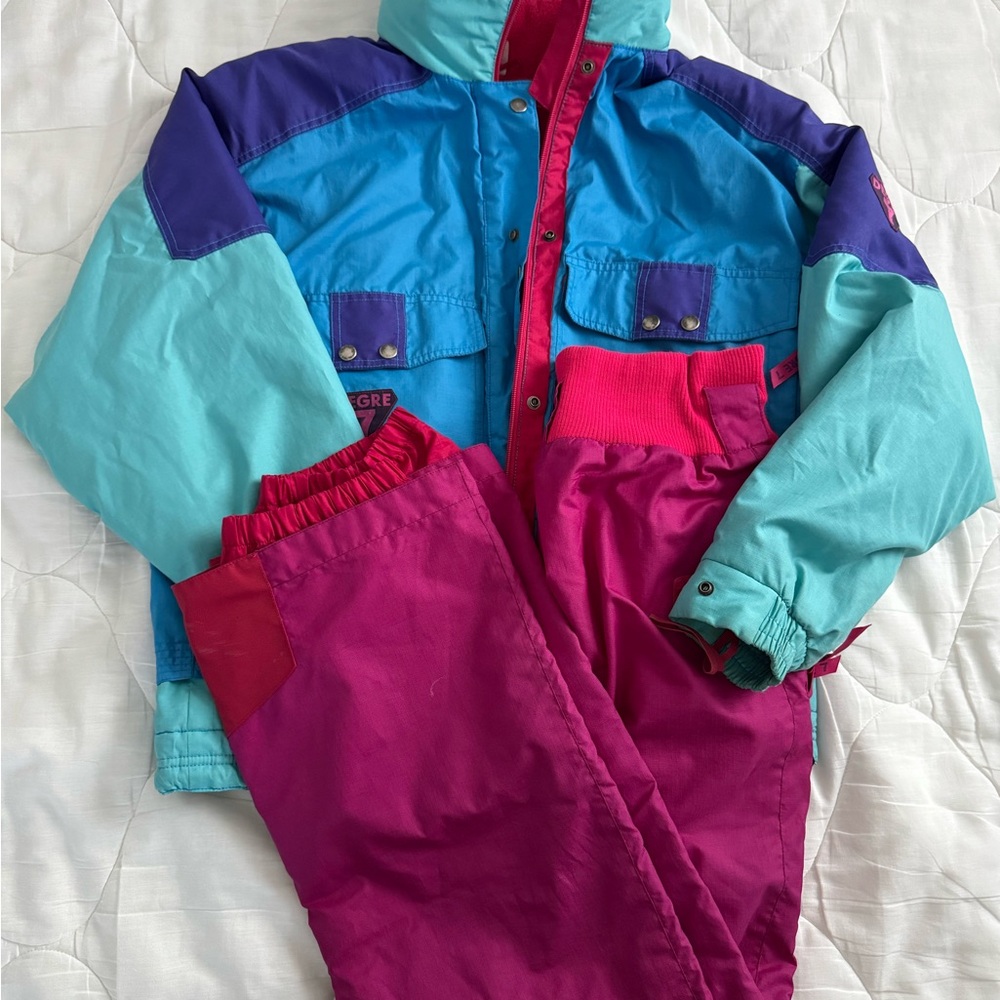 Degre7 Vintage Colorful Women's Ski & Snow Jacket with Matching Fushia Pants EUC